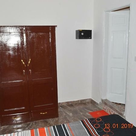 Sukuta Nema Guest House Banjul Kültér fotó