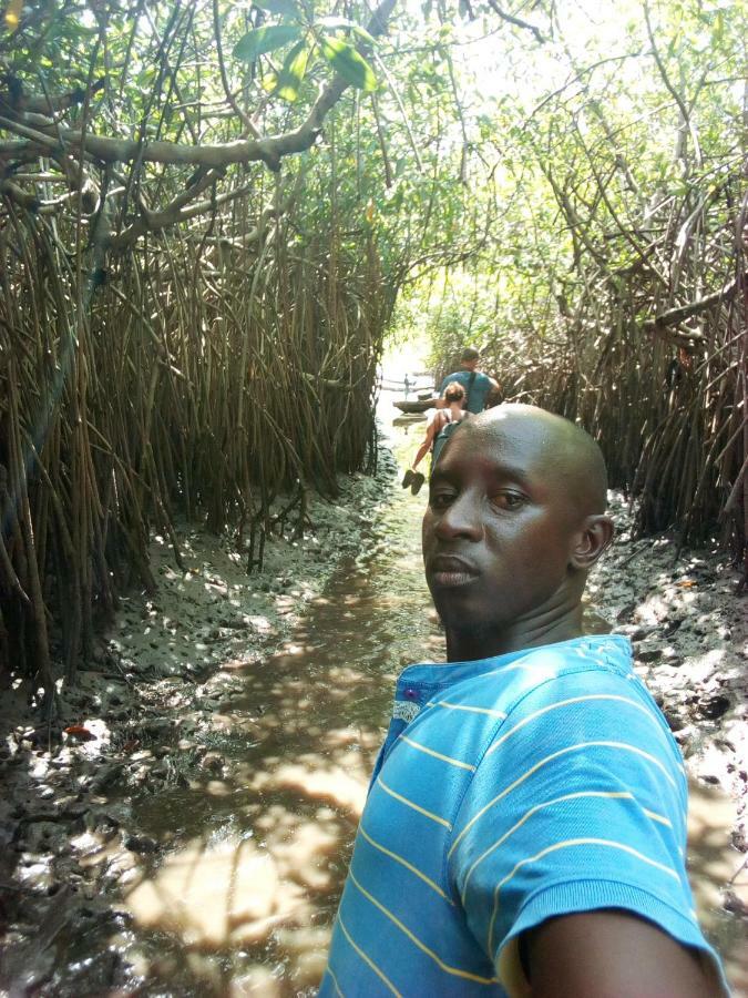 Sukuta Nema Guest House Banjul Kültér fotó